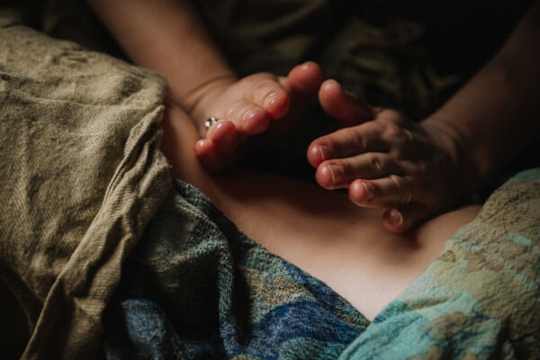 Pregnancy massage Julia Szalai
